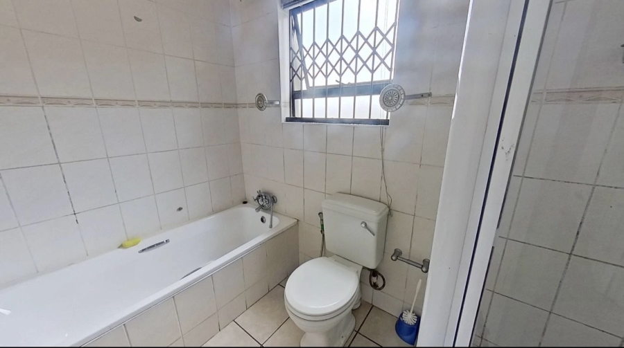 5 Bedroom Property for Sale in Doringkruin North West